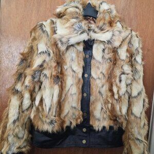 NWT Vintage Deesigns By Dee Ocleppo M Faux Red Fox Fur Coat with Faux Leather...